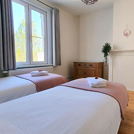 Trendy, Authentieke Woning Met Groot Terras En Tuin Villa Brugge Kültér fotó